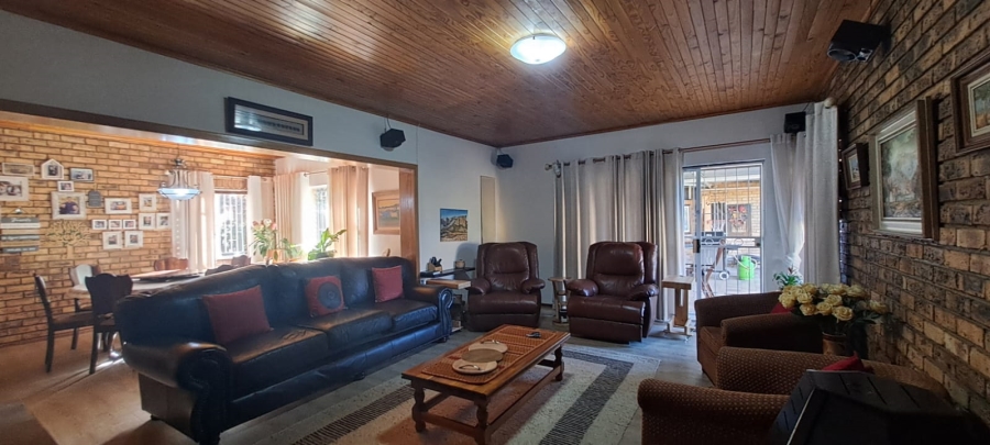 4 Bedroom Property for Sale in La Provance Free State